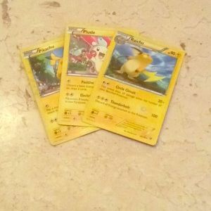 Pokémon cards!! Picachu bundle